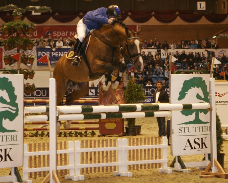 Heartbeat og Gerco Schröder ved JBK Horseshow 2007